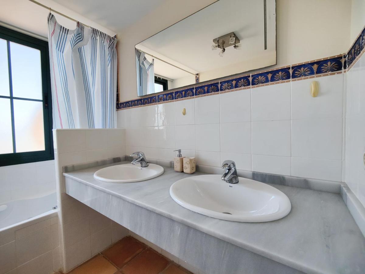 Mirador Vacation Home カーラ・デ・フィネストラット エクステリア 写真